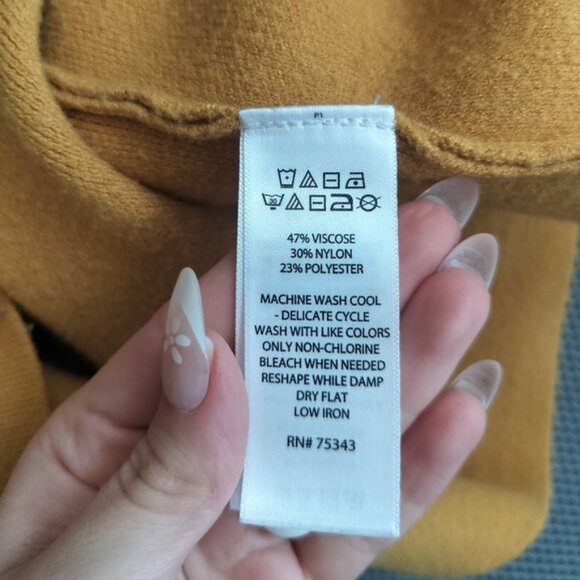 Rachel Zoe Yellow Sweater with Pockets XS Autumn Colored Sweater - Picture 4 of 4